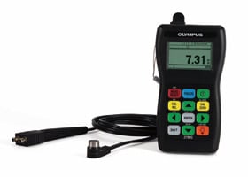 超音波厚さ計「27MG」と探触子「D7910」の外観