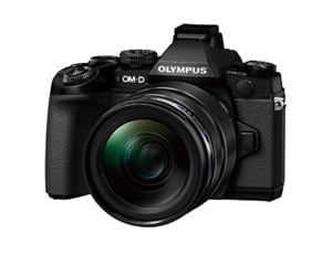 グランプリの副賞となる OLYMPUS OM-D E-M1　12-40mm F2.8レンズキット