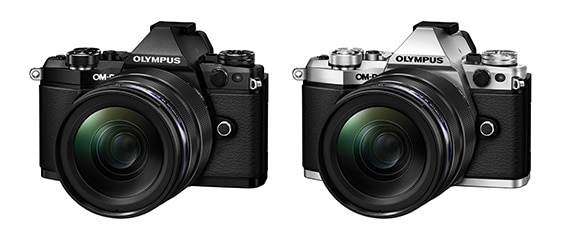 「OM-D E-M5 Mark II 12-40mm F2.8レンズキット」（左:ブラック　右:シルバー）