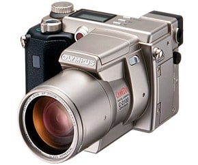 「CAMEDIA C-2100 Ultra Zoom」前面