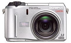 デジタルカメラ「CAMEDIA C-740/750 Ultra Zoom」