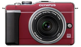 準グランプリ賞品："新世代マイクロ一眼"「OLYMPUS PEN Lite E-PL1」パンケーキキット（ルビーレッド）