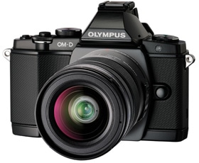 OLYMPUS OM-D E-M5　ブラック　＋M.ZUIKO DIGITAL ED 12-50mm F3.5-6.3 EZ