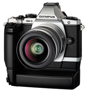 パワーバッテリーホルダー 「HLD-6」を「OLYMPUS OM-D」に装着したイメージ