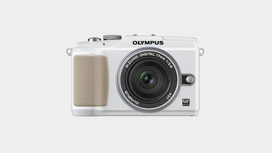 OLYMPUS ミラーレス一眼 E-PL2 レンズキット White 白